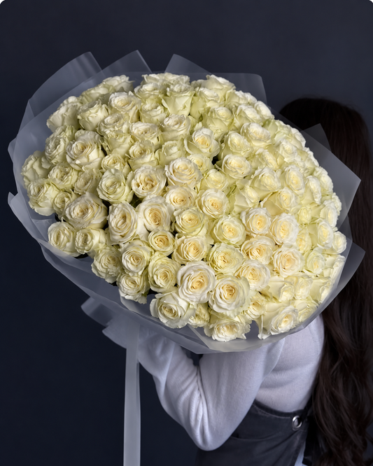 Bouquet of Premium White Long Stem Roses